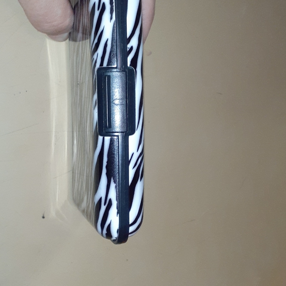 Credit card holder - Picture 3 of 4